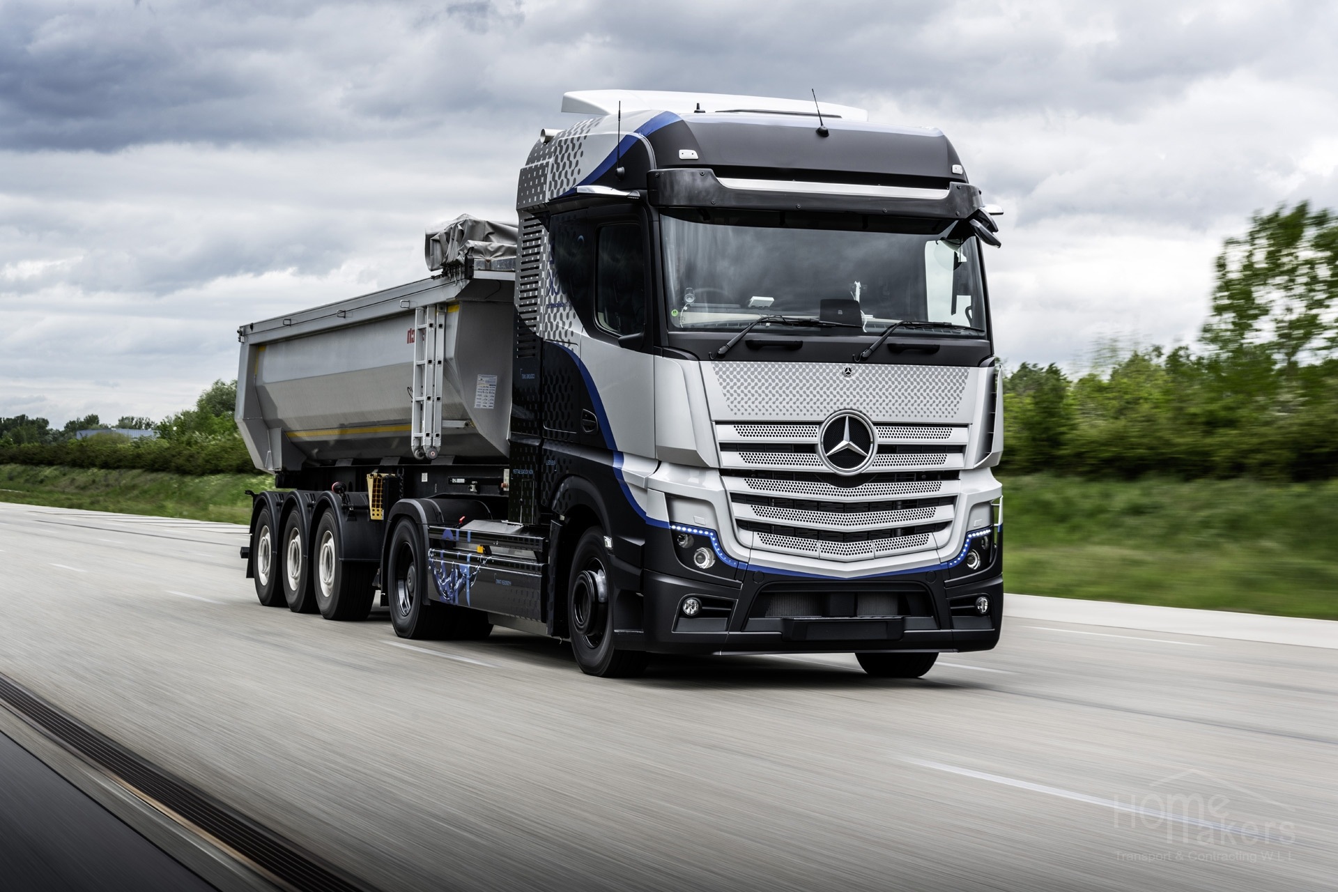 Fleet & Heavy Haulage Services 1